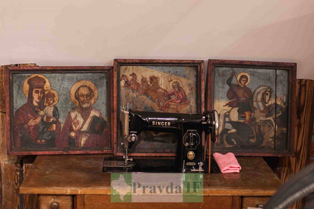 У Івано-Франківську,Галина Яцинович