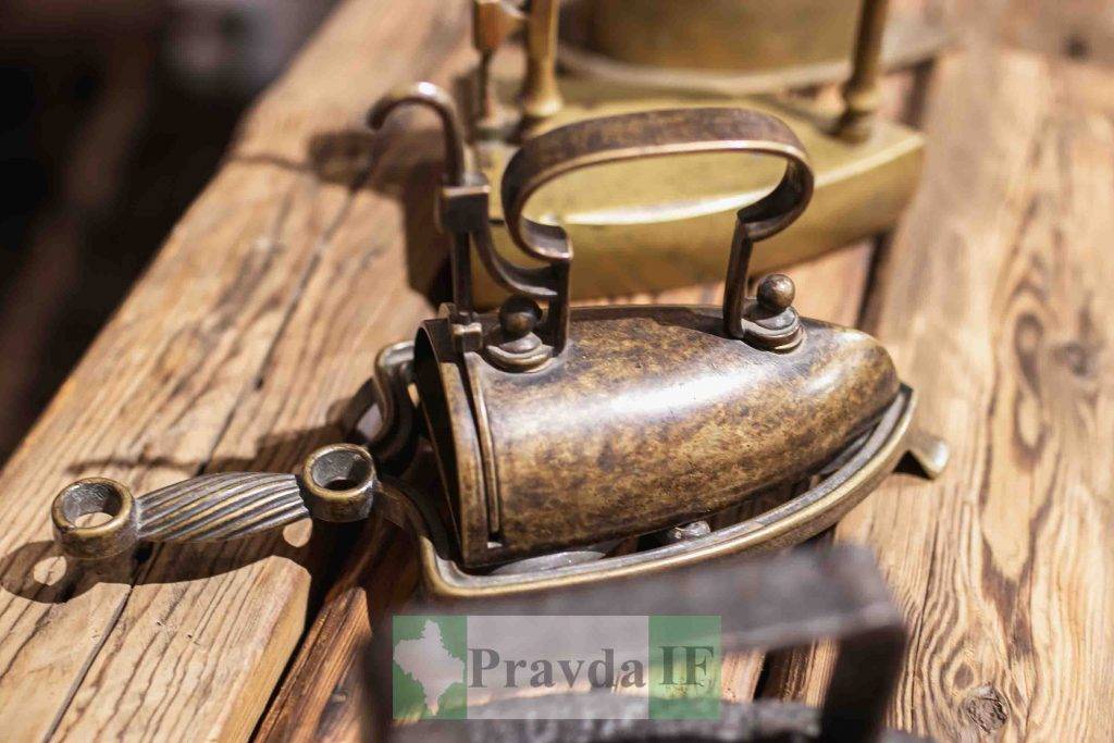 У Івано-Франківську,Галина Яцинович