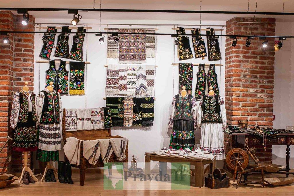 У Івано-Франківську створили унікальний мистецький простір, де поєднали традиції із сучасними технологіями ФОТОРЕПОРТАЖ