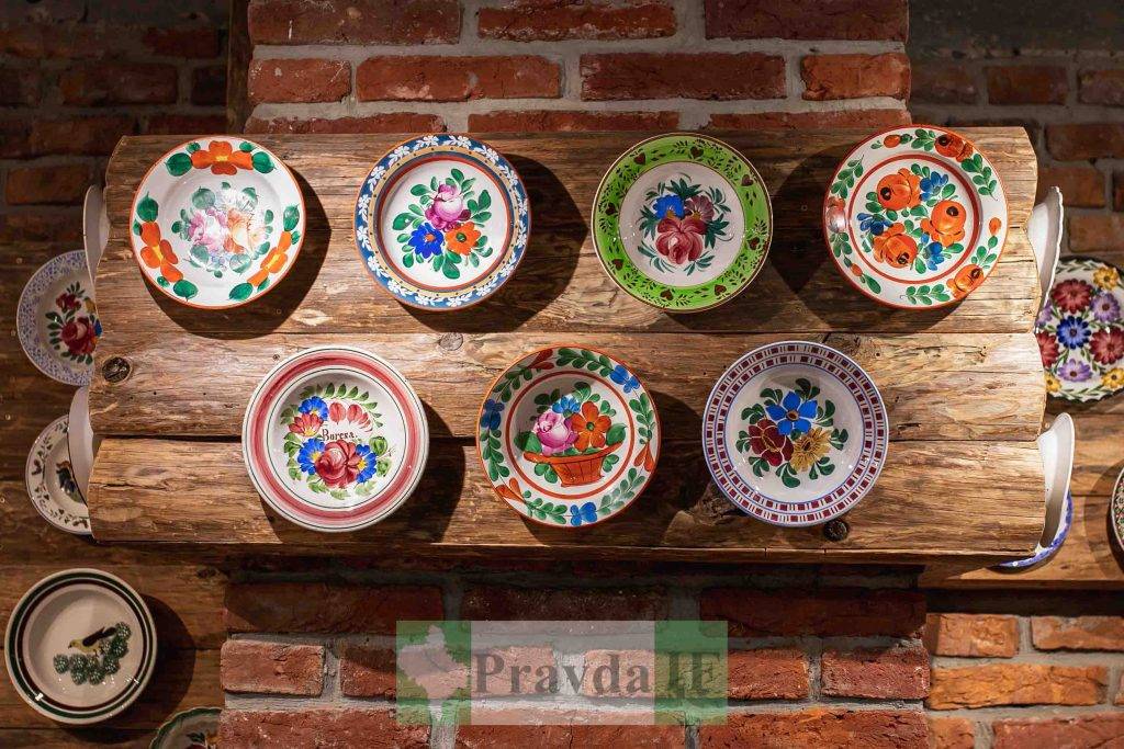 У Івано-Франківську,Галина Яцинович