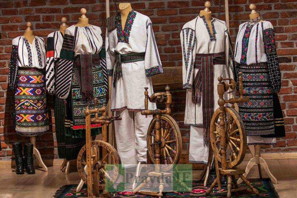 У Івано-Франківську,Галина Яцинович