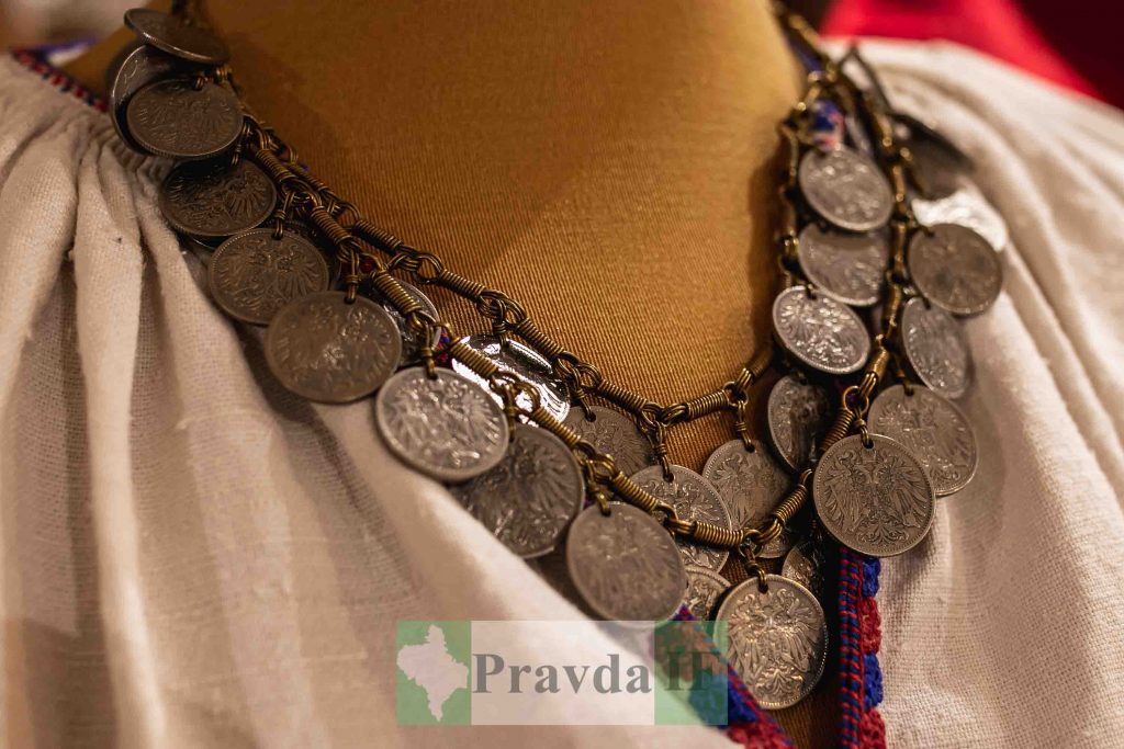 У Івано-Франківську,Галина Яцинович