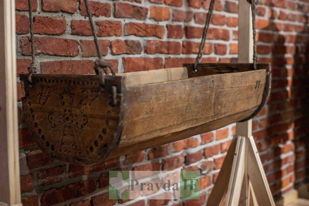 У Івано-Франківську,Галина Яцинович