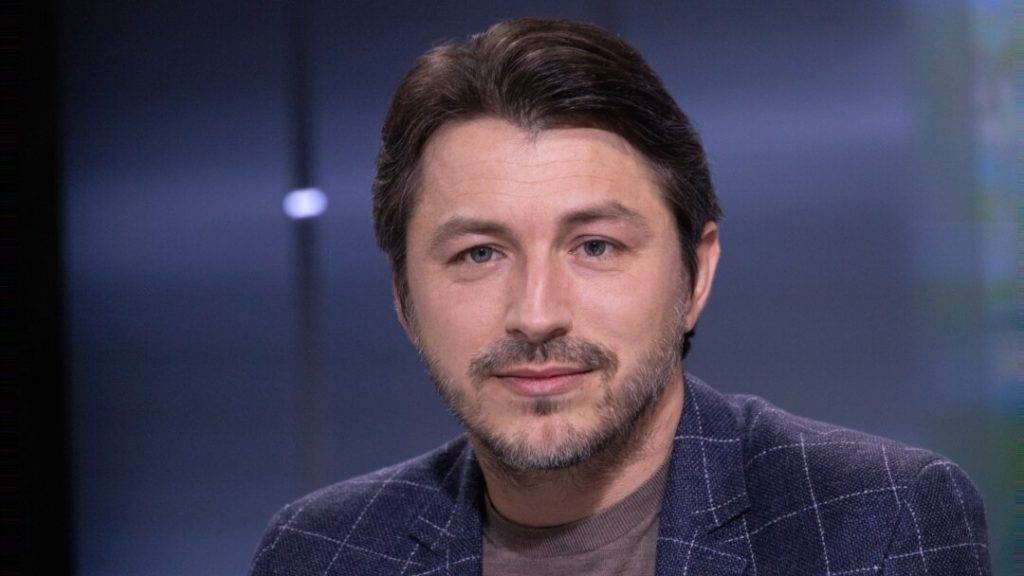 Сергій Притула закликає українців не панікувати, а долучатися до фінансової підтримки українських військових ВІДЕО