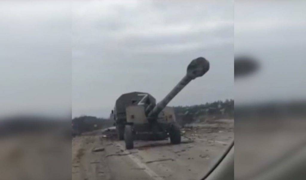 "Аж земля гаряча": під Херсоном ЗСУ розбили колону російської військової техніки ВІДЕО 18+