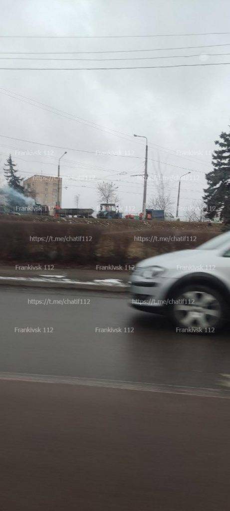 У Франківську, через ремонт дороги на пасічнянському мості, утворилися затори ФОТО та ВІДЕО