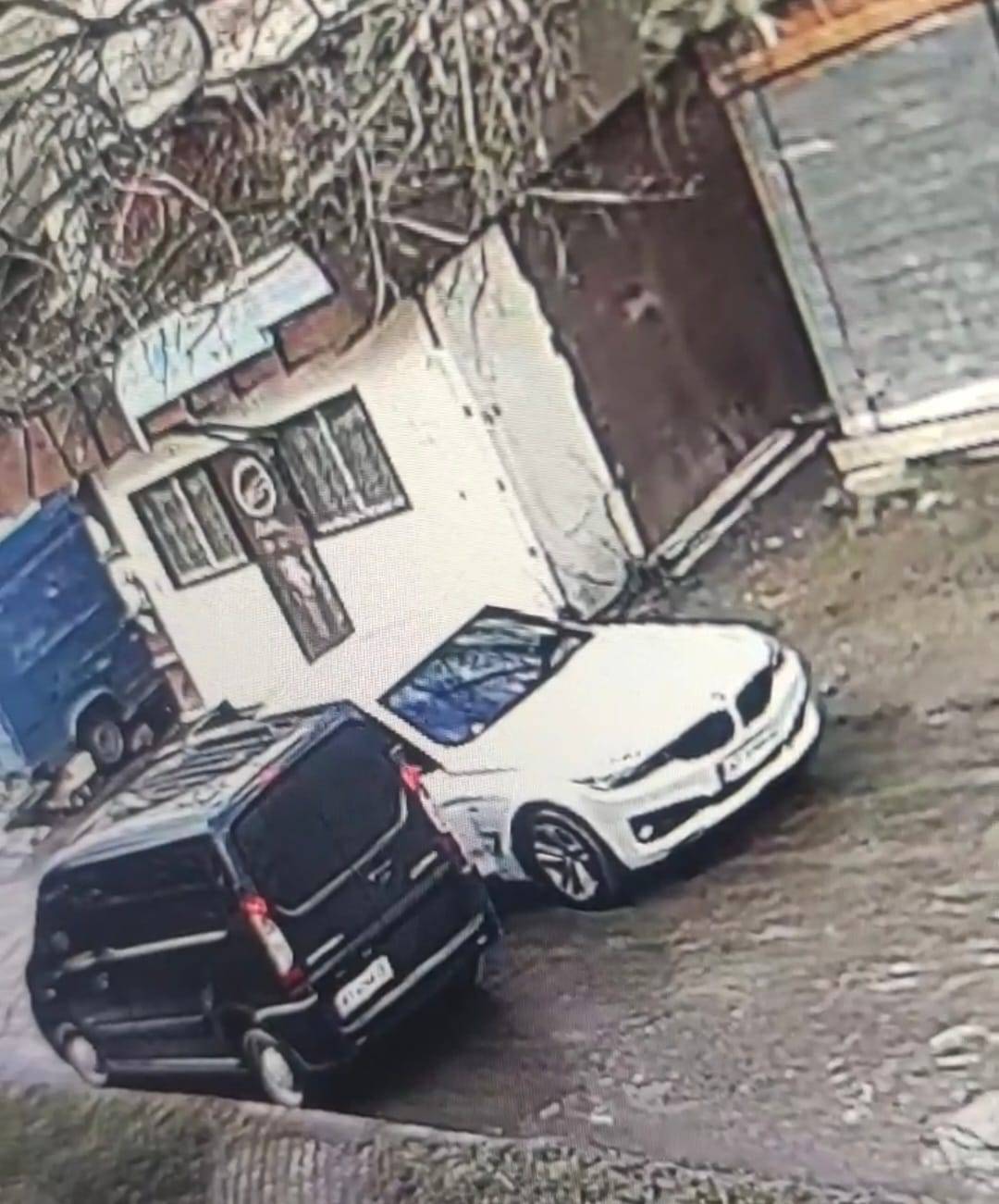 двоє зловмисників