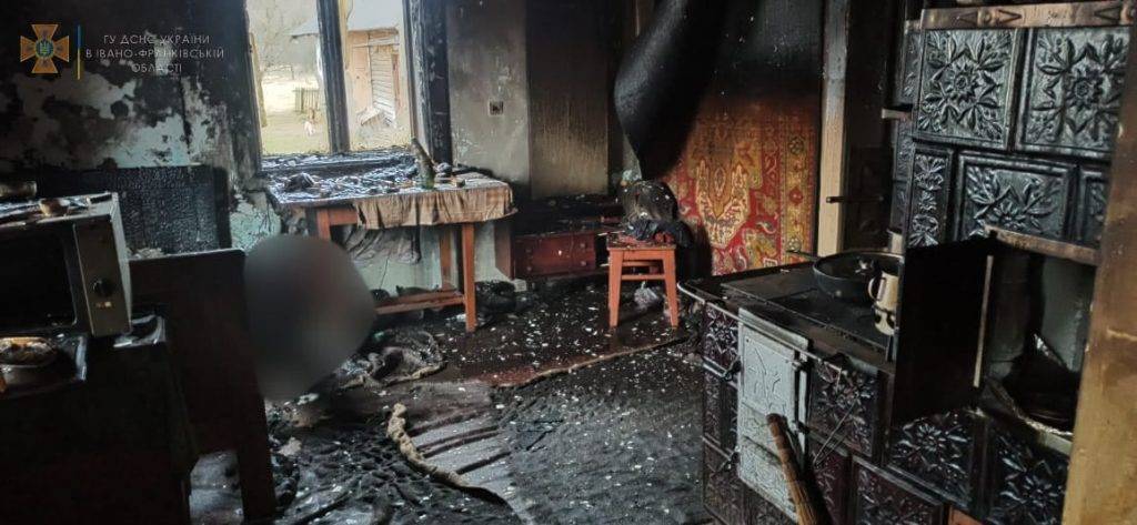 На Франківщині живцем згорів чоловік