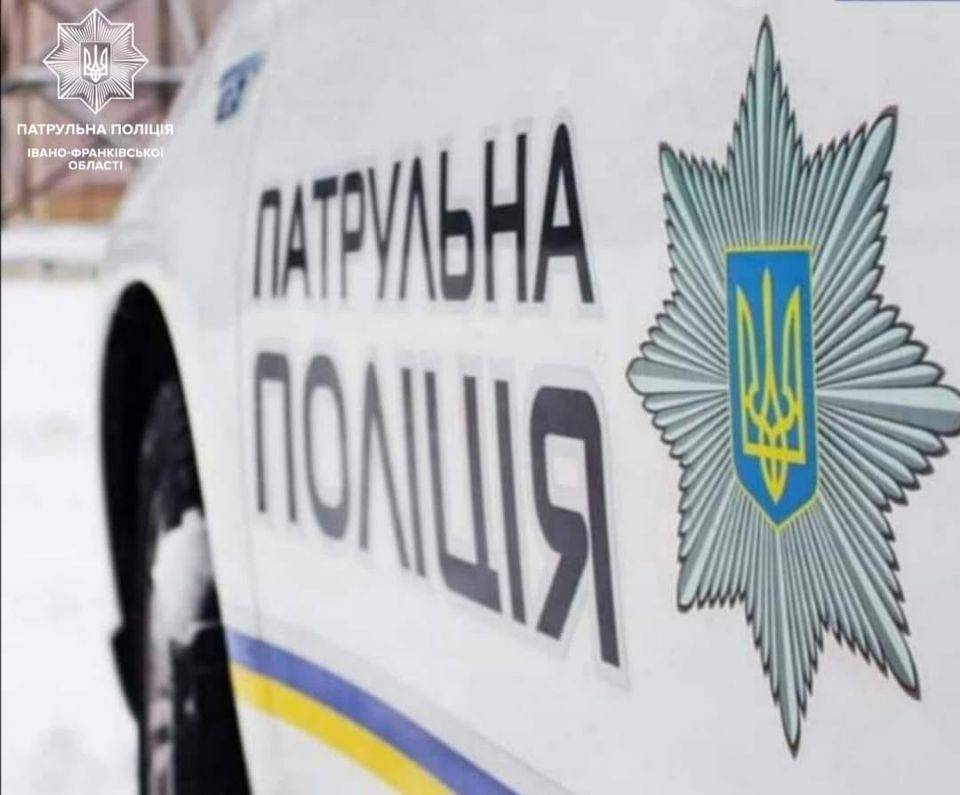 Правохоронці настійно просять франківчан не виходити ввечері з ліхтарями на дахи будинків: Вас можуть прийняти за диверсанта