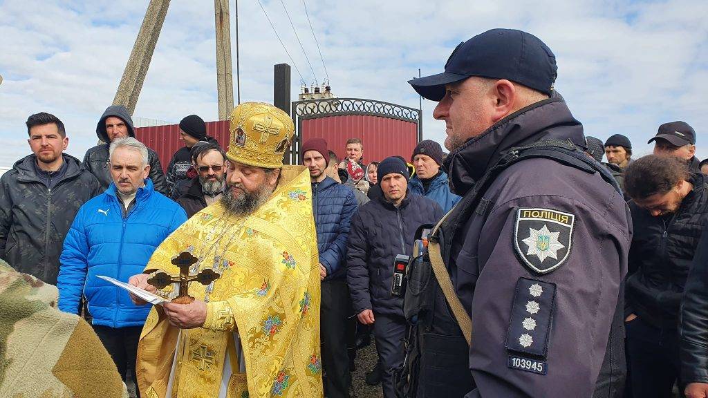 В Коломиї виселили "московський патріархат": В приміщенні церкви знайшли десятки літрів алкоголю ФОТО/ВІДЕО