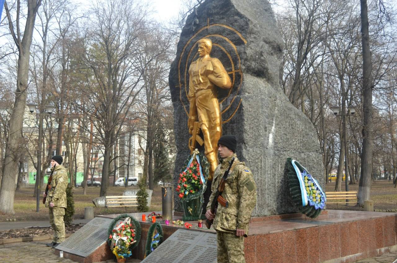 У Франківську вшанували військових, які служили в Афганістані