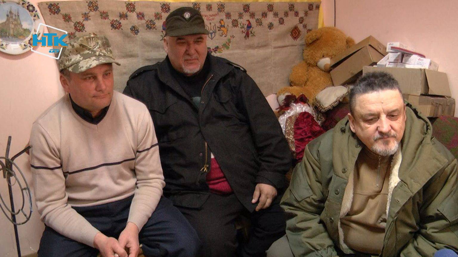 Коломийські капелани зібрали допомогу для добровольців на передову ВІДЕО