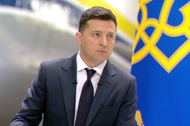 Зеленський назвав найближчі 24 години вирішальними для України