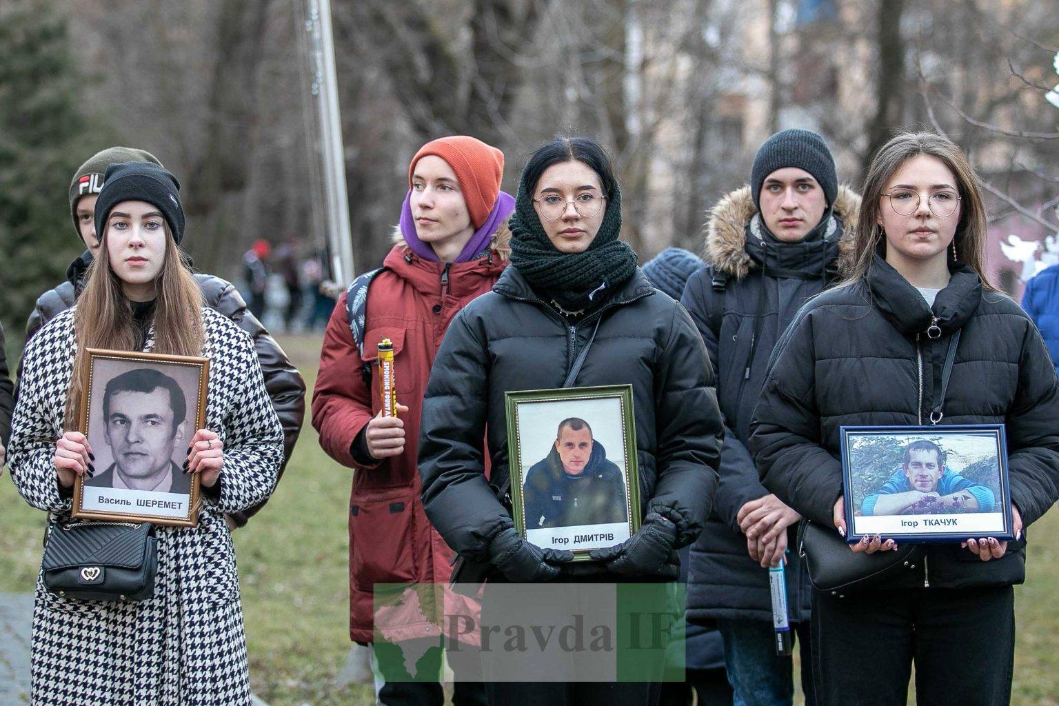 У Івано-Франківську відбулося поминальне віче пам'яті Героїв Небесної Сотні ФОТОРЕПОРТАЖ