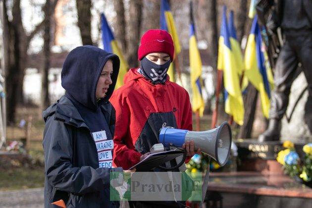 У Франківську забігом гідності відзначили День пам’яті Героїв Небесної Сотні ВІДЕО та ФОТО