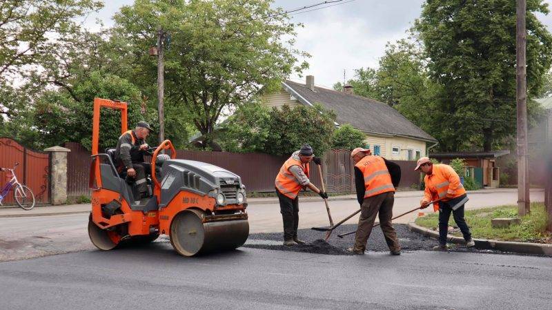 Відомий перелік місцевих доріг, які цьогоріч планують ремонтувати на Прикарпатті