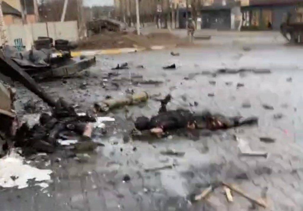"Ну шо - штурмонули, п#дари?" - ранкові кадри з Гостомеля після спроби штурму міста російськими військовими ВІДЕО 18+
