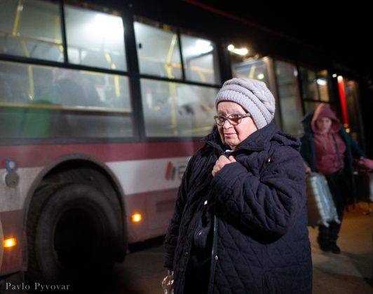 До Франківська приїхали сотня переселенців, евакуйованих з гарячих точок з-під Києва ФОТО