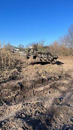 На Чернігівщині ЗСУ знищили танкову колону окупантів, яка проривалася до Києва ФОТО