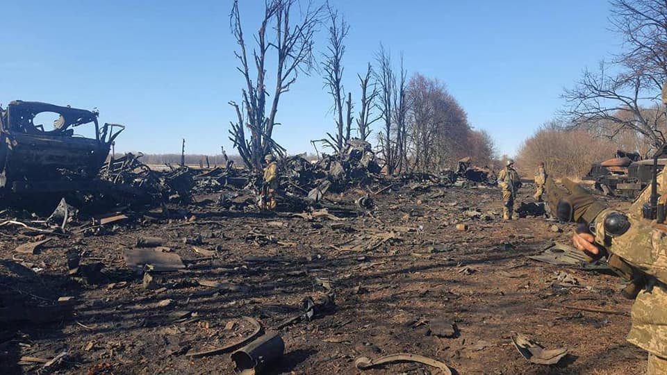 На Сумщині ЗСУ знищили колону техніки російських окупантів ФОТО