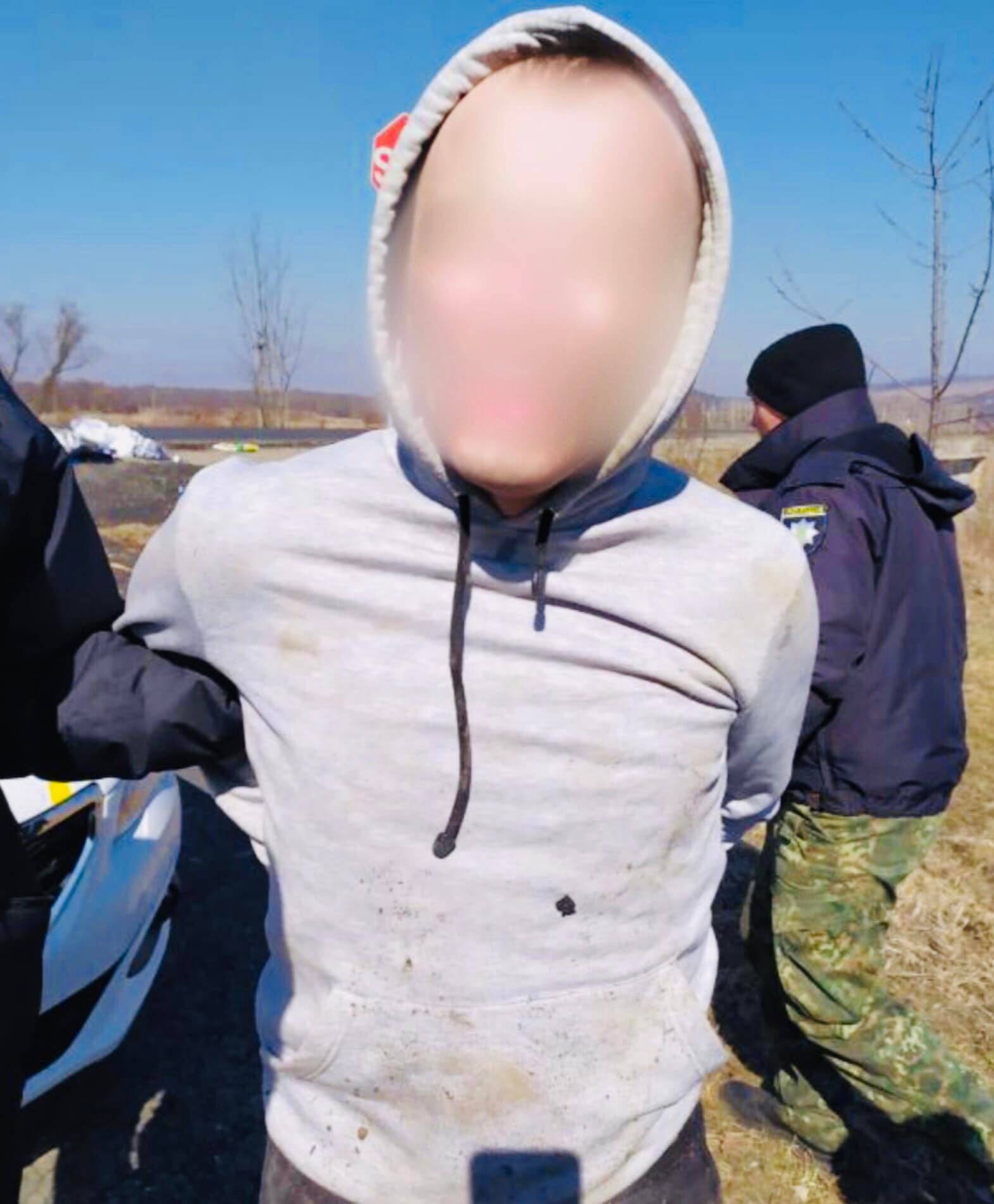 на Франківщині затримали наркодилера,Перевозив наркотиків на 10 мільйонів гривень,наркодилер з Миколаєва