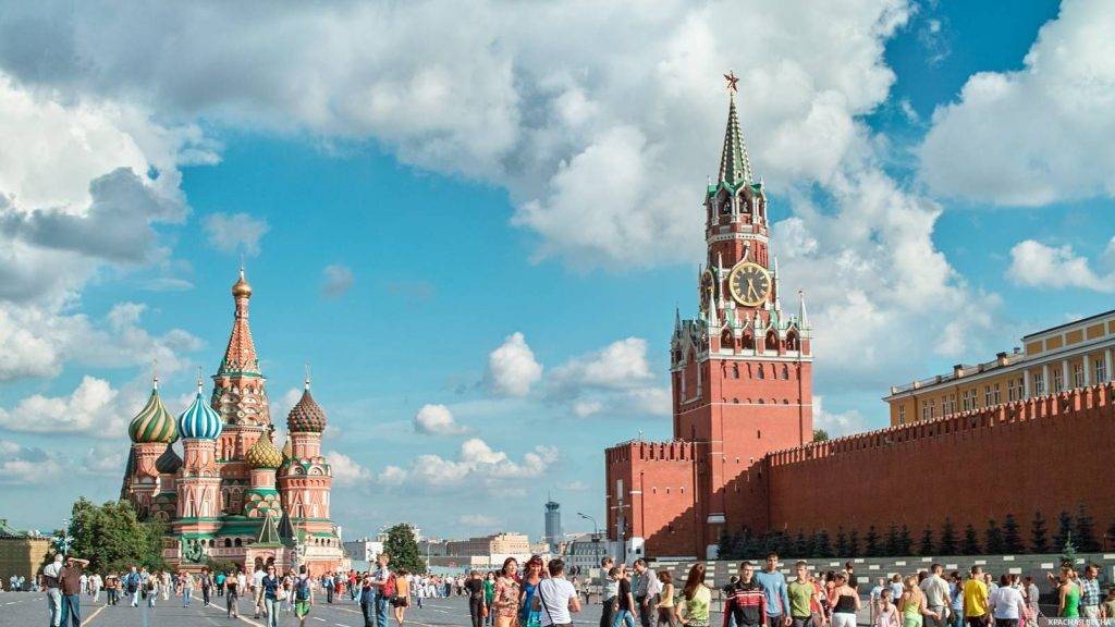 Російський посадовець видав дві кремлівські "військові таємниці"