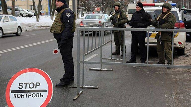 До уваги прикарпатців: як поводитися на блокпостах під час воєнного стану