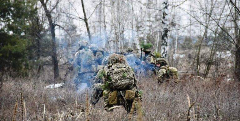 В Харківській області ЗСУ знищили майже півтисячі орків та збили два ворожі літаки