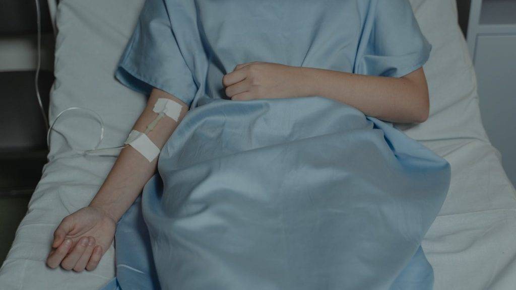 У лікарнях Івано-Франківської області частково відновлюють планові госпіталізації