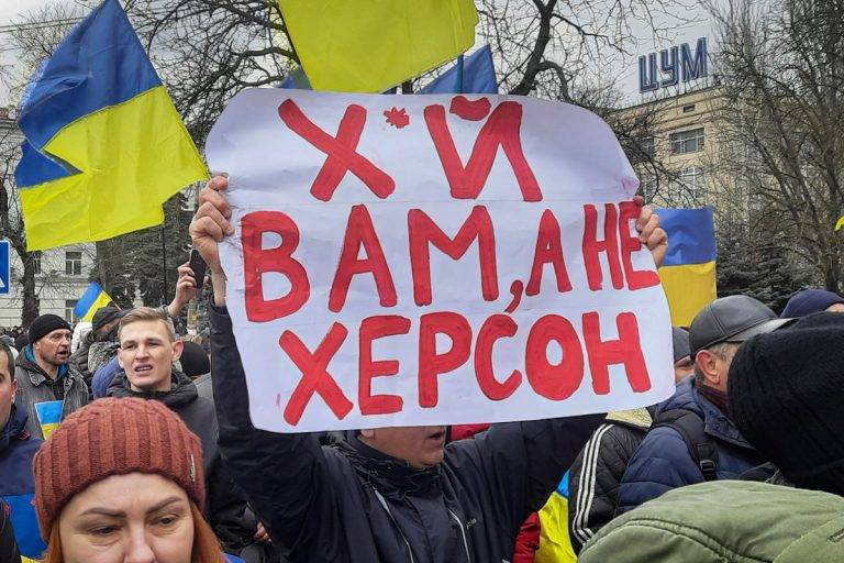 Російські загарбники планують влаштувати "великий терор" в тимчасово окупованому Херсоні