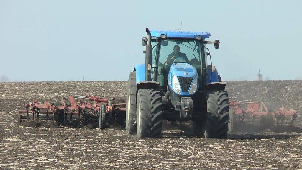 Голова обласної ради закликає аграріїв Франківщини збільшити посівні площі