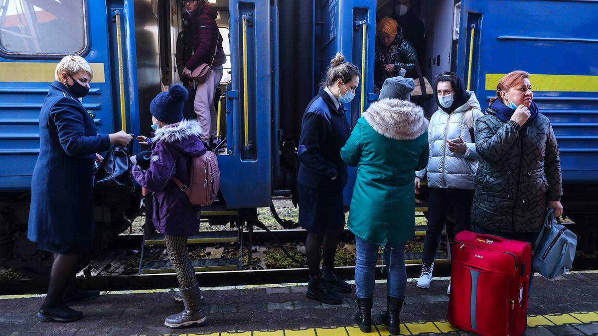 Прихисток в ЄС: що варто знати прикарпатцям про правила тимчасового захисту для українців