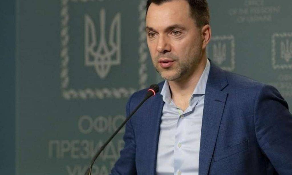 У російських окупантів немає сил, аби взяти Чернігів, – Арестович
