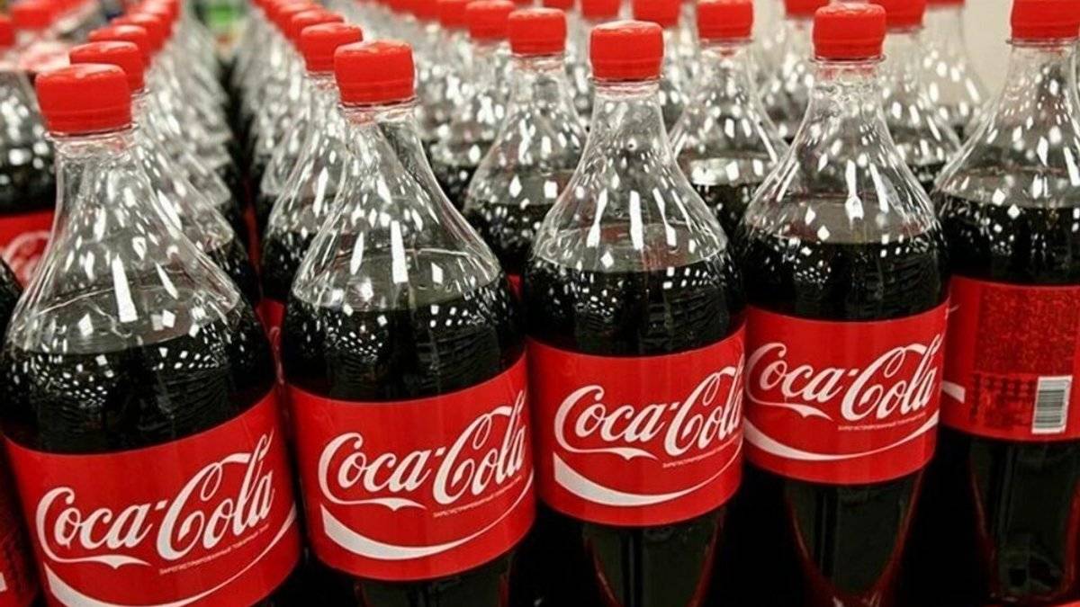 Компанія Coca-Cola все ж таки вирішила зупинити свою діяльність у РФ