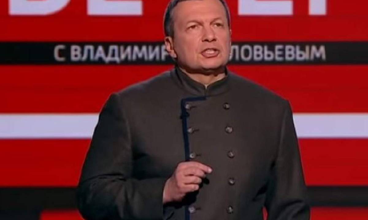 Російські пропагандисти поширюють фейк про державний переворот в Україні