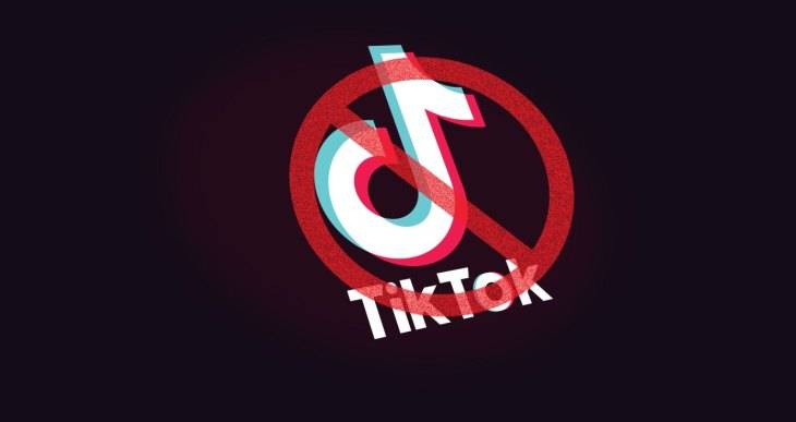 TikTok призупиняє роботу в Росії