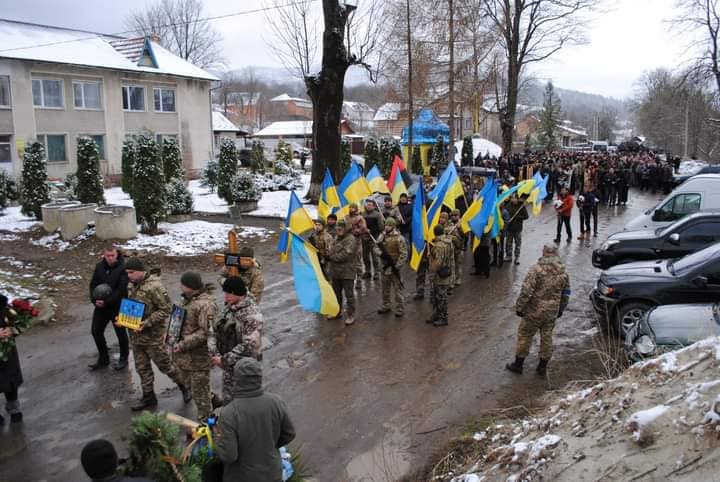 На Франківщині поховали захисника України Олександра Гаванюка ФОТОРЕПОРТАЖ