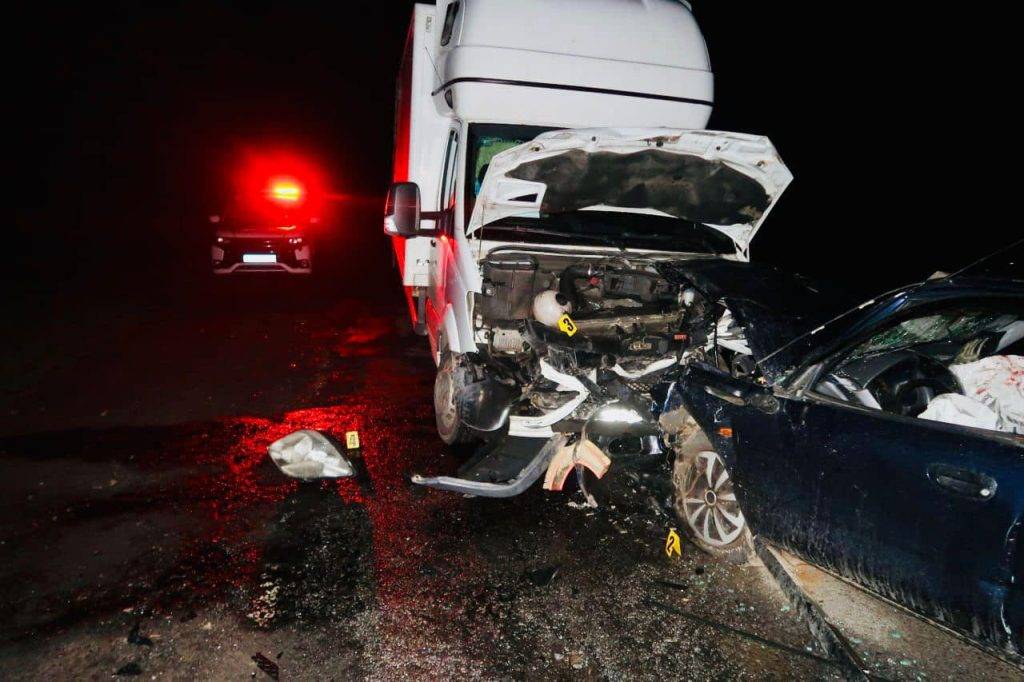 Один з водіїв був п'яний: відомі деталі травматичної автотрощі неподалік Франківська ФОТО