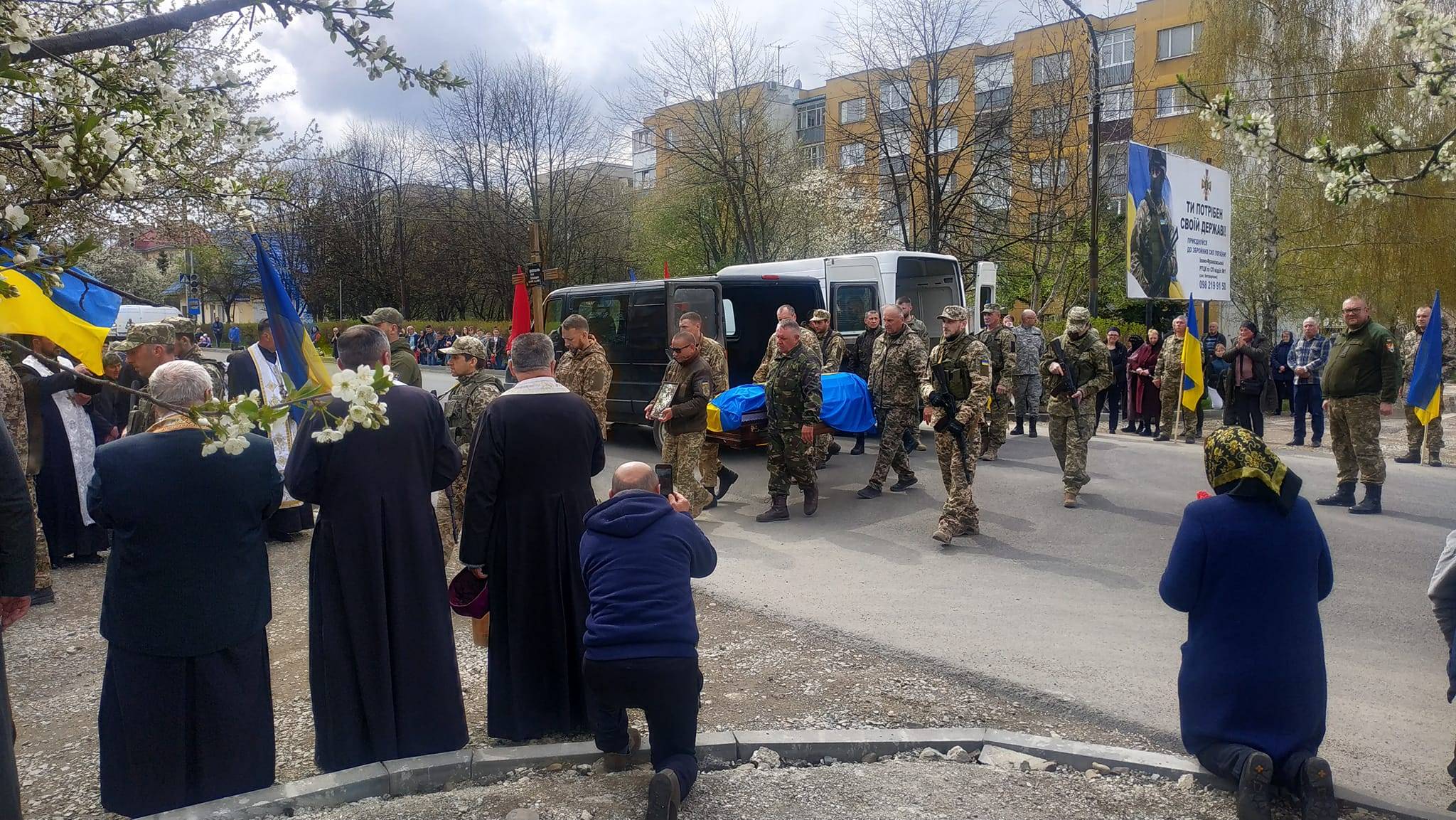 На Франківщину привезли тіла полеглих Героїв, які загинули на війні ФОТО