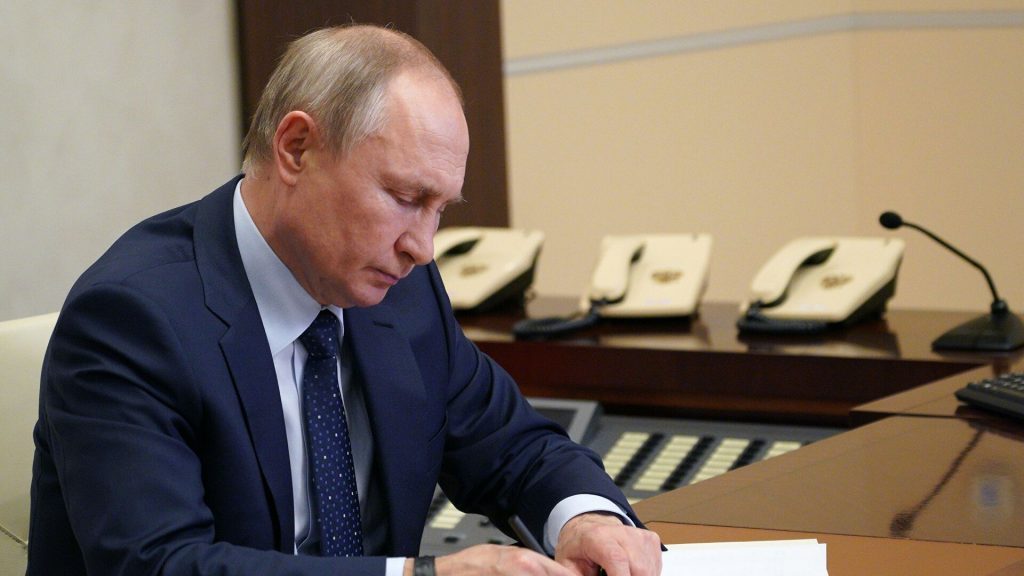 У Росії "полетіли голови" у командирів армії та флоту