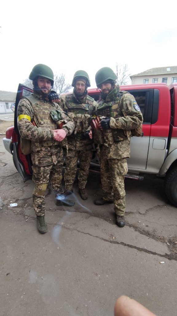 добровольці з франківська,друзі на війні,війна з росією