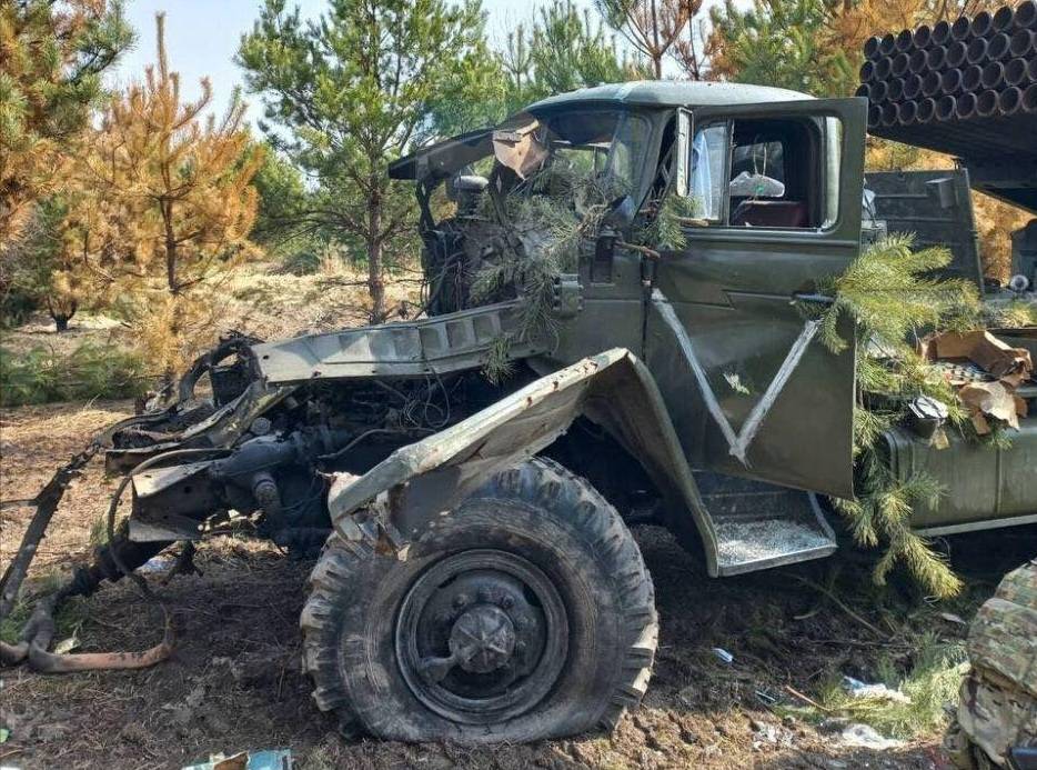 Прикарпатські "едельвейси" ліквідували ворожий “Град” і вантажівки з боєприпасами ФОТО