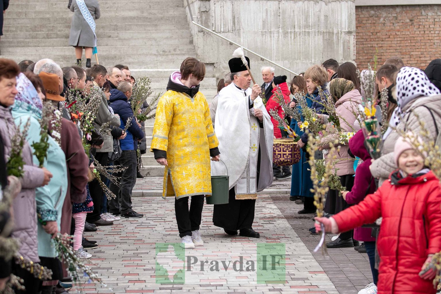 вербна неділя,освячення шутки,Не я б’ю – «Верба» б’є!