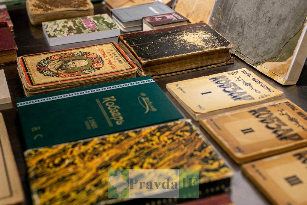 Шевченківські читання,читання шевченка в Івано-Франківську,перше видання кобзаря