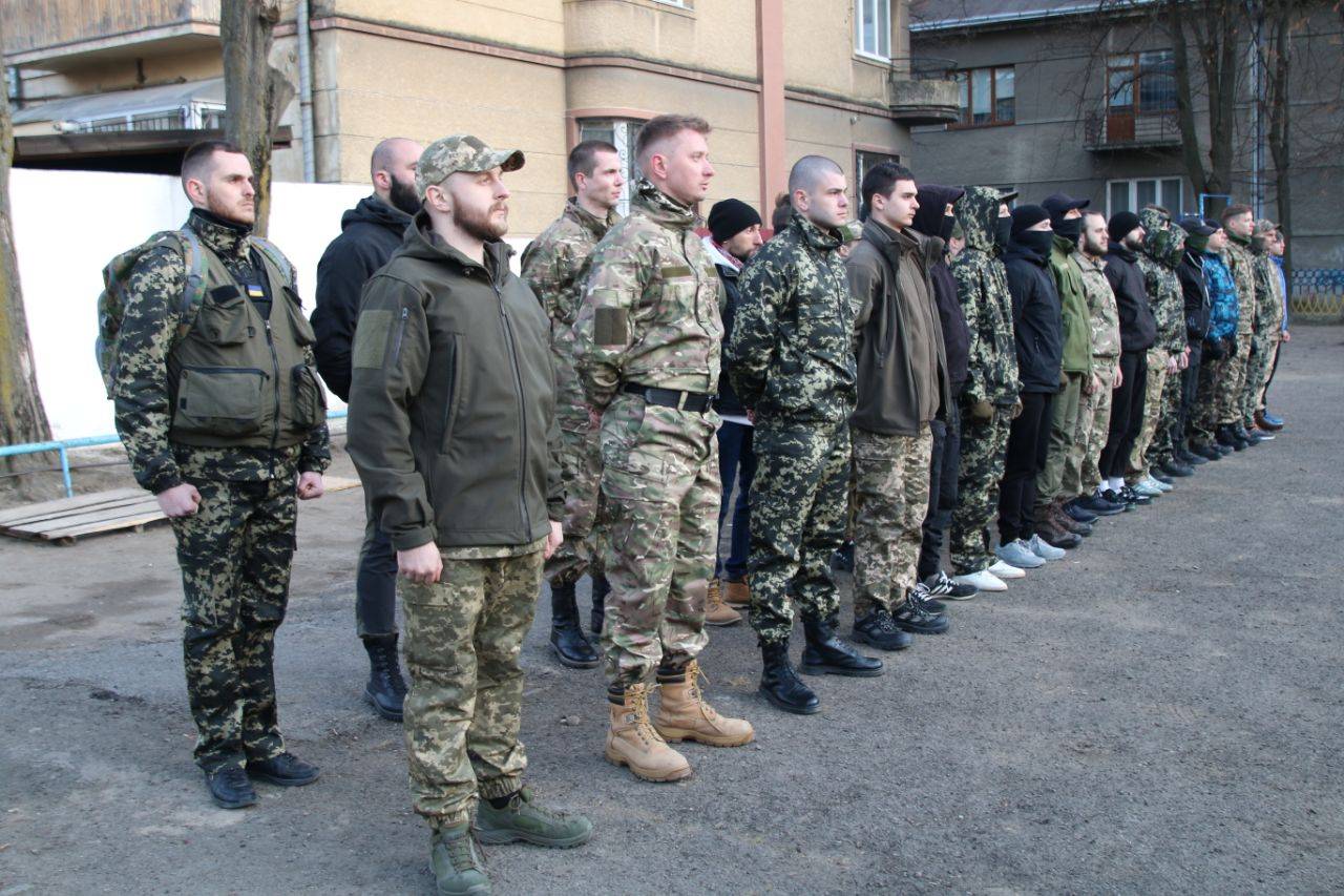 Бійці батайльону “АЗОВ” Прикарпаття,присягнули на вірність Україні,війна в укра,війна в україні 2022