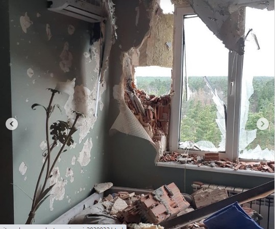 "Дивилась і ридала", - співачка Цибульська про зруйновану квартиру своїх батьків ФОТО