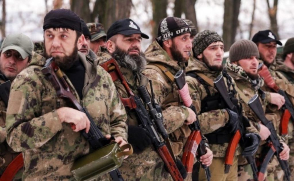 Кадировці щодня зазнають великих втрат на війні, але це приховують