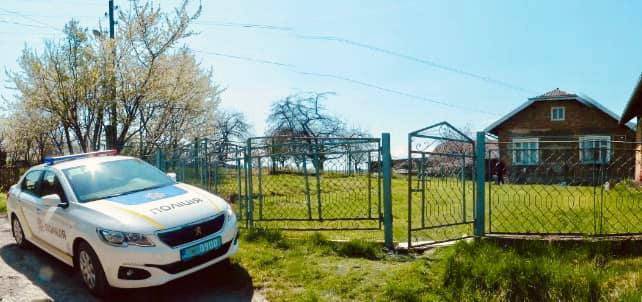 Прикарпатські поліцейські спіймали молодика, який поцупив гроші з будинку односельчанина ФОТО
