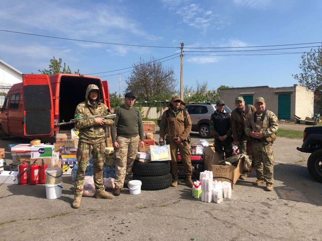 Волонтери: «Цивільні люди дають силу армії»,Українська Добровольча Армія,УДА