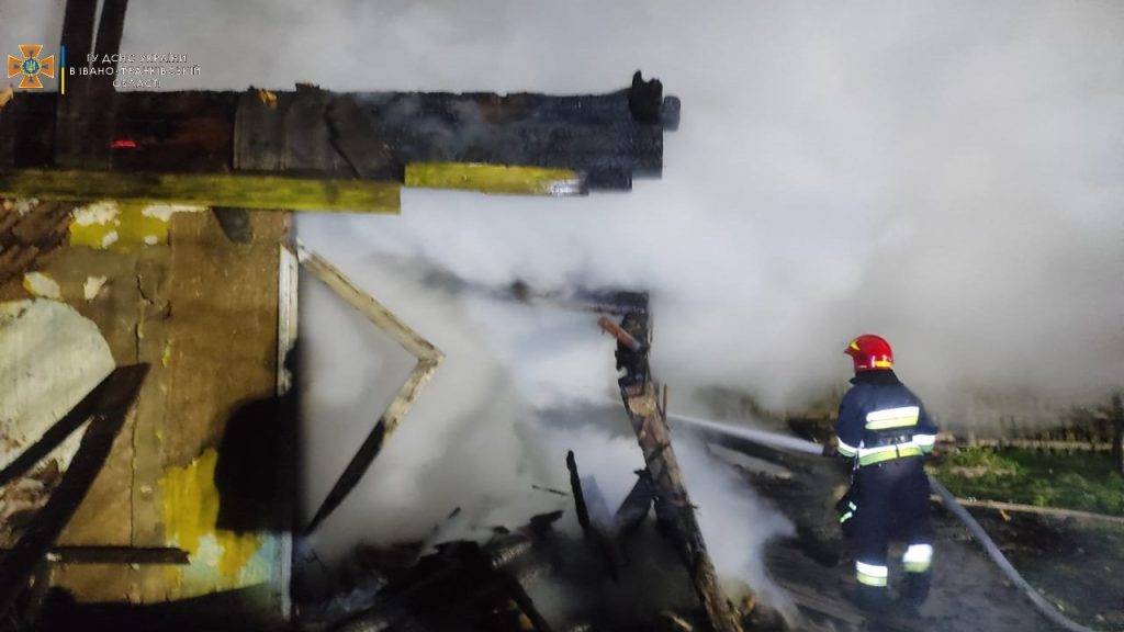Вогнеборці Франківщини врятували на пожежах два будинки
